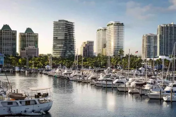Mr. C Residences Coconut Grove – 18